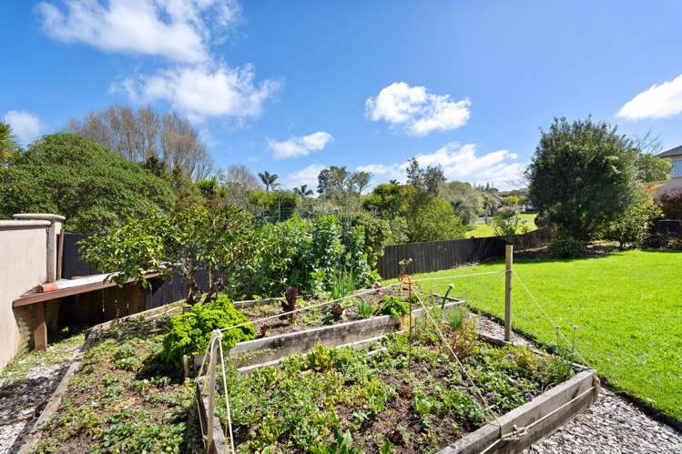 52 Kath Hopper Drive Orewa_24