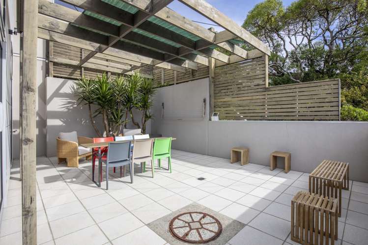 3b Shalimar Crescent Khandallah_16