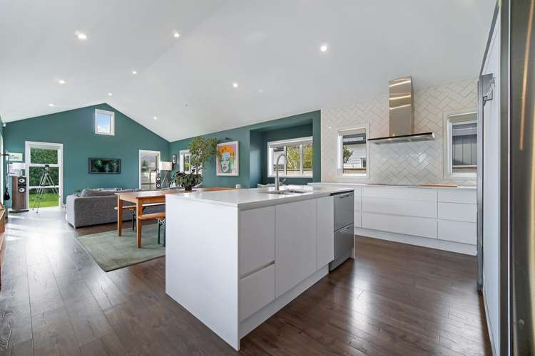 8 Leebank Crescent 1777_4