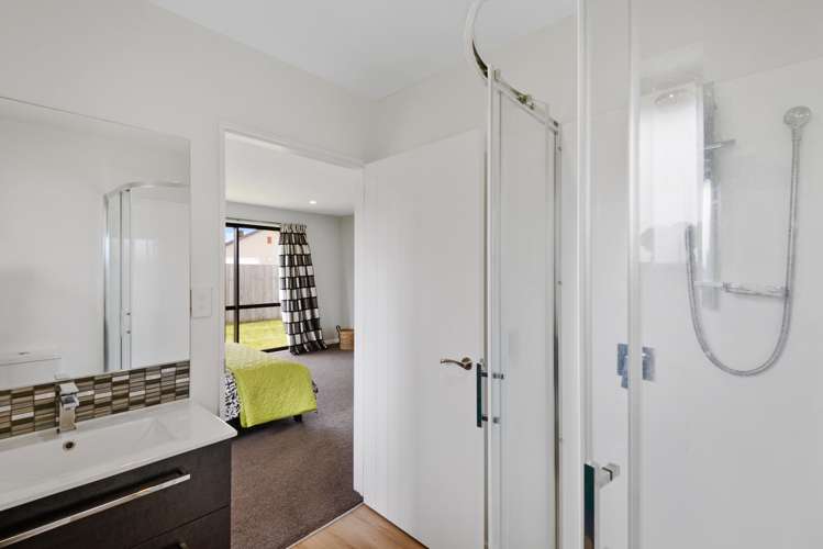 11 Princes Street Waikari_13