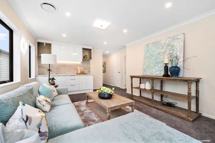 221c Murphys Road Flat Bush_12