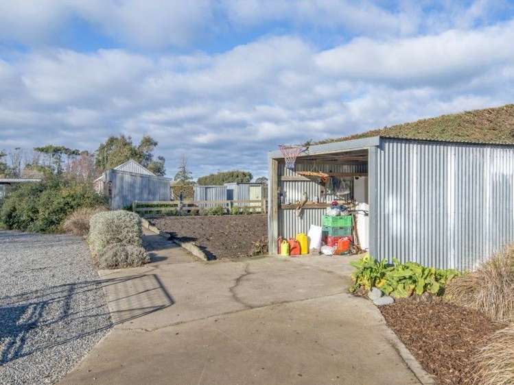 60 Smiths Road Southbridge_14