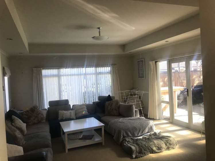 7 Saint Clair Place Papamoa_1