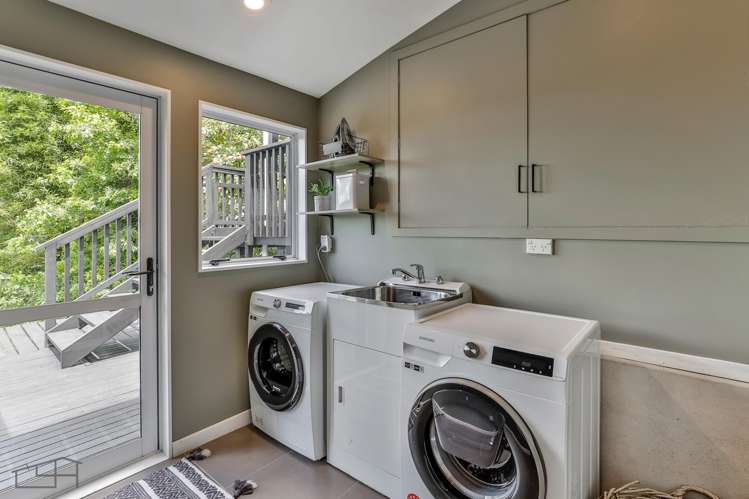 100 Huia Road Titirangi_25