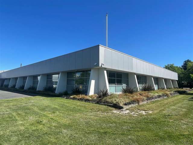 Commercial Headquarters – South Island Base