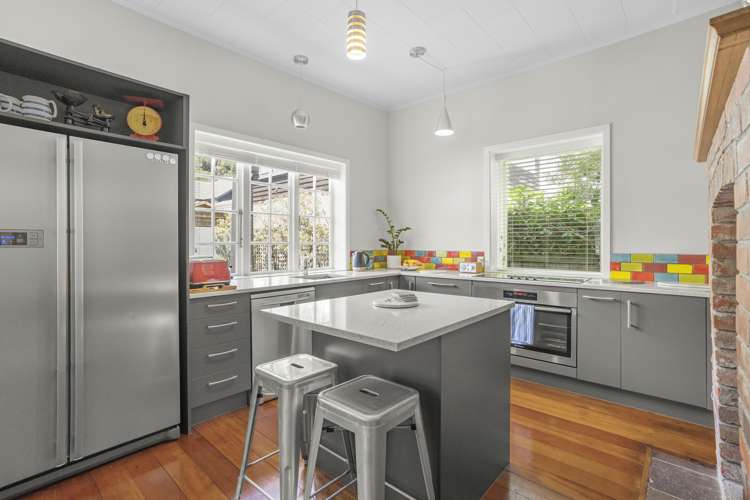 23 Marine Parade Eastbourne_14