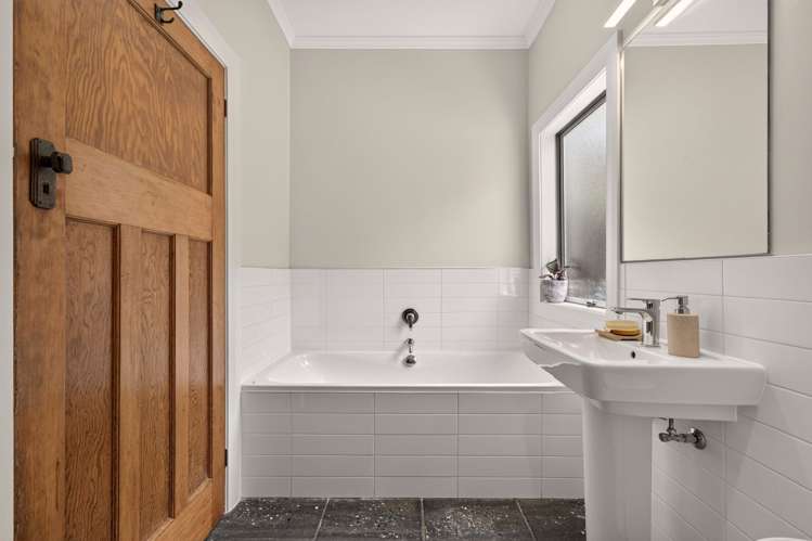 12 Kamahi Street Mount Eden_19