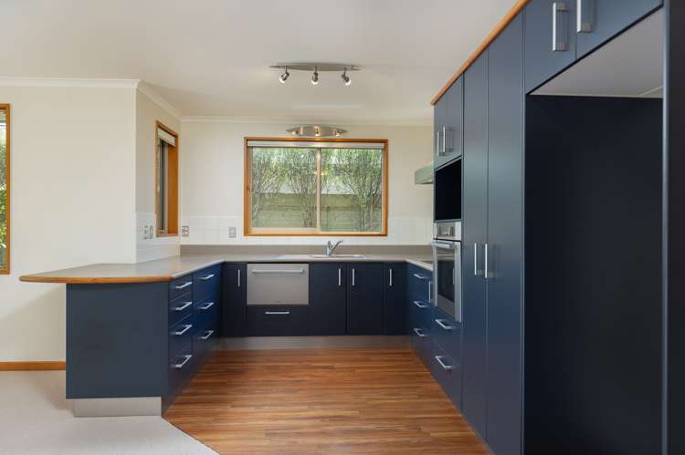 2a Monro Way The Wood_5