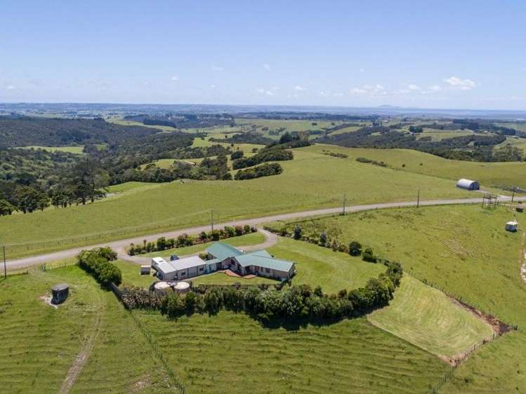 1220 Church Road Kaingaroa_24