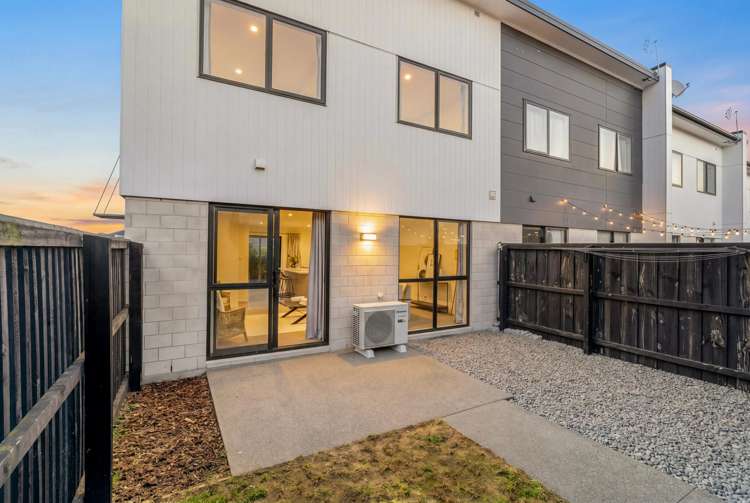 26 Tippet Crescent Wigram_14
