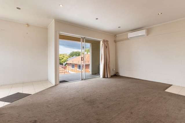 8/30 Princes Street East Otahuhu_1