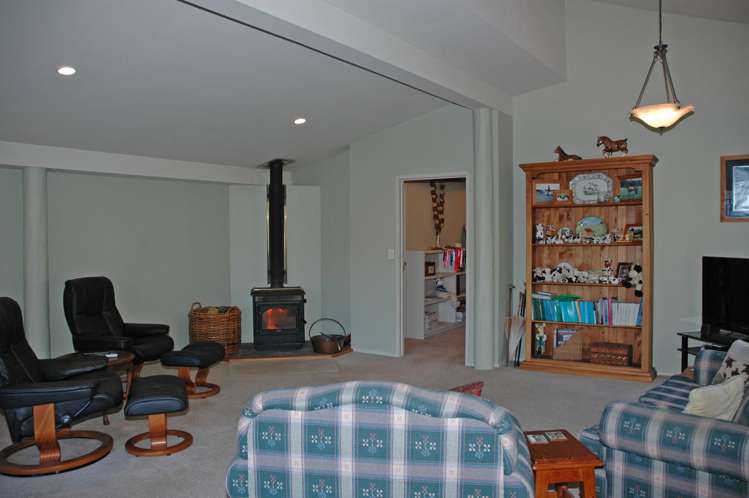 123 Mapara Road Acacia Bay_13