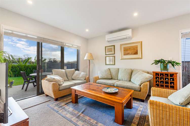 6 Pampas Drive Wainui_12