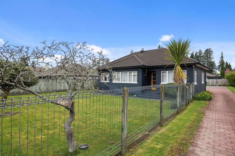 24 and 24A Shirley Street Mangakakahi_24