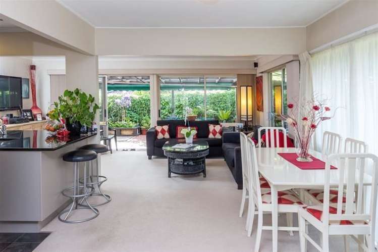 32 Tupaki Place Pakuranga Heights_1