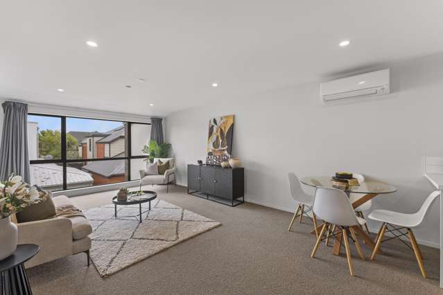 City Fringe Apartment Living, Lock Up & Go!