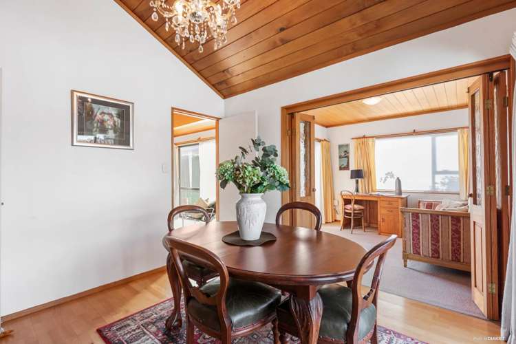 31 Kennedy Avenue Forrest Hill_8