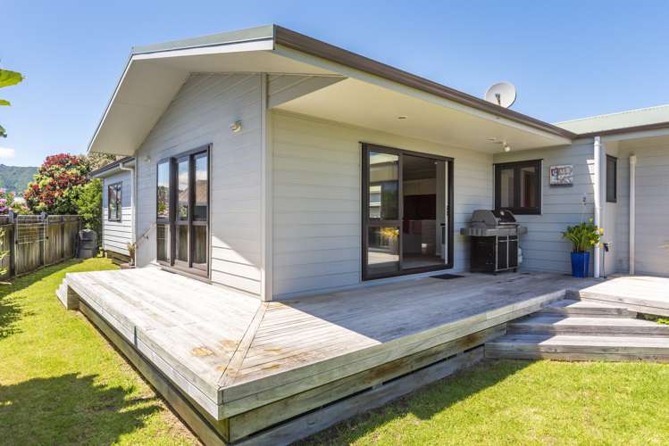 7 Adrian Grove Waikanae Beach_29