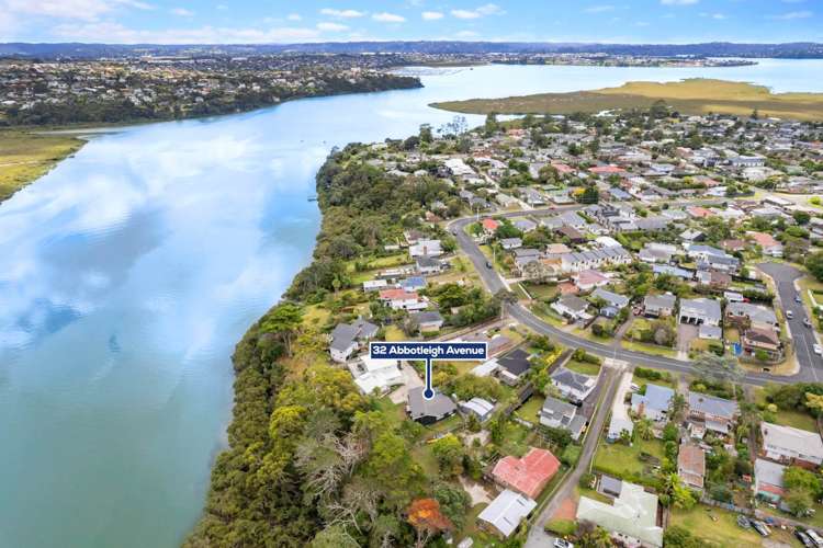 32 Abbotleigh Avenue Te Atatu Peninsula_17