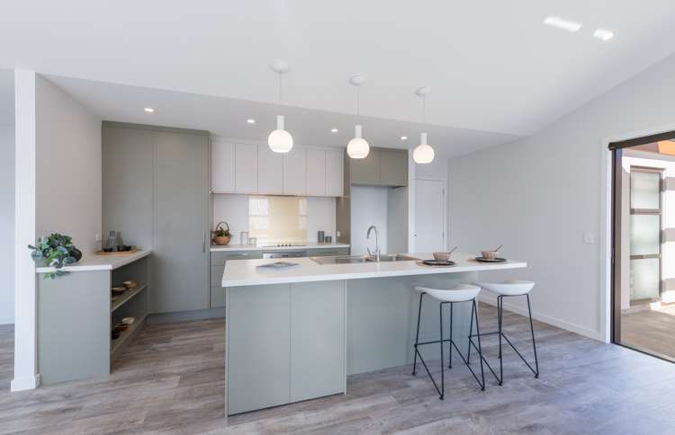 6 Old Farm Road Stoke_7