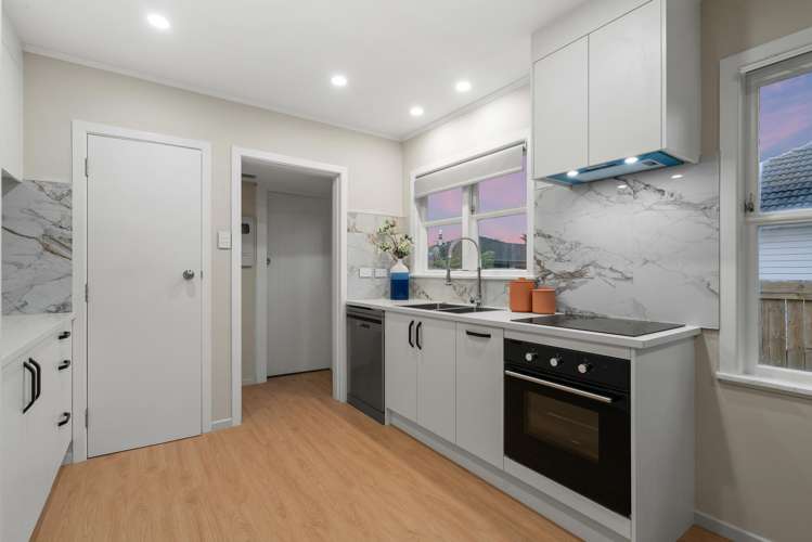 182 Old Wairoa Road Papakura_3