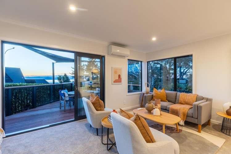 319 Princes Drive Britannia Heights_9