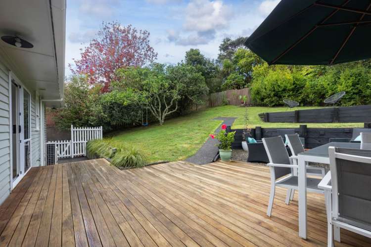 10 Ragley Street Titirangi_14