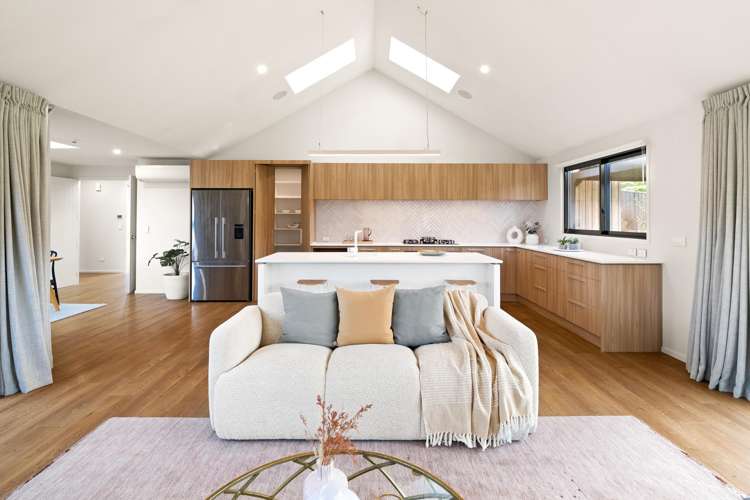 5 Goddard Way_2