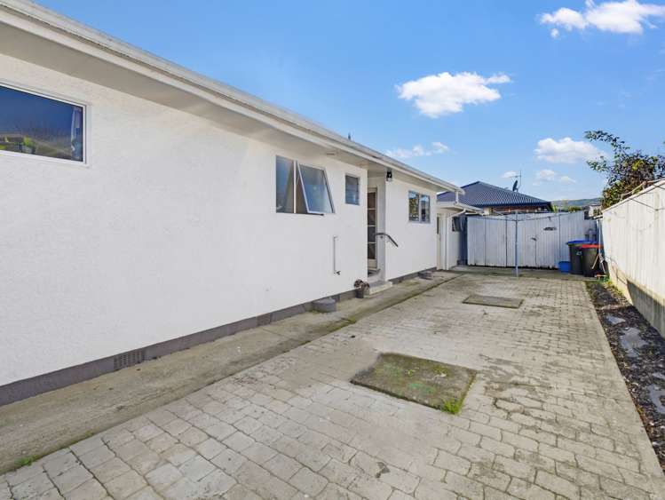 1/67 Fergusson Street Stoke_20