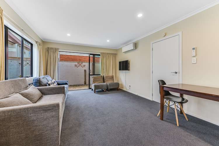 2/12 Short Street Claudelands_4