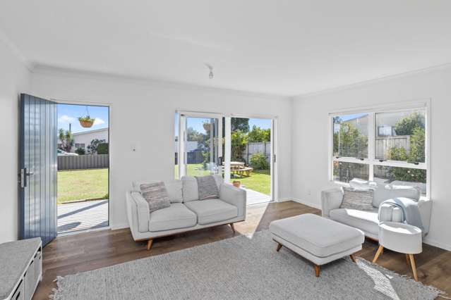 3 Crispe Road Clarks Beach_4