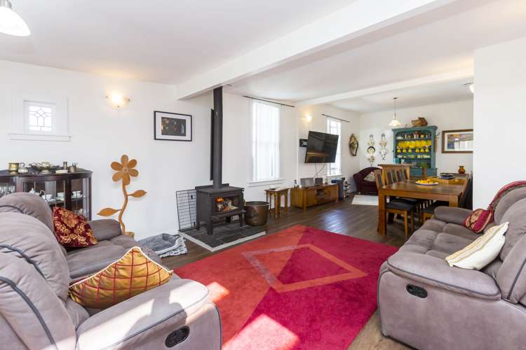 64 Bell Road Waiwhetu_5