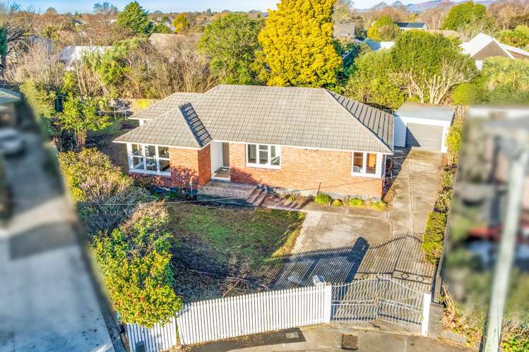 5 Sealy Place Bryndwr_13