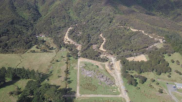 114 Upper Fitzherbert Road Wainuiomata_2