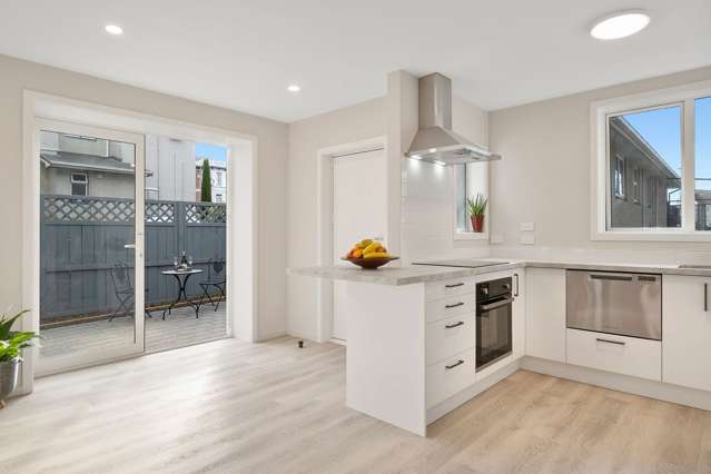 Beautiful fully renovated private cottage