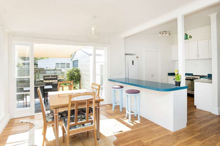 37 Lytton Road Riverdale_1