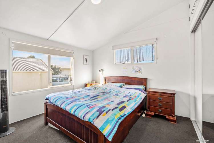 25 Denarius Lane_5
