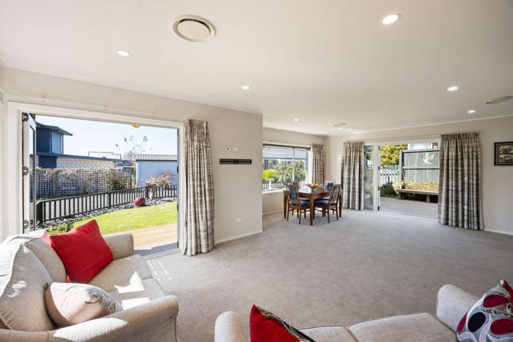 2/428 Teasdale Street_1