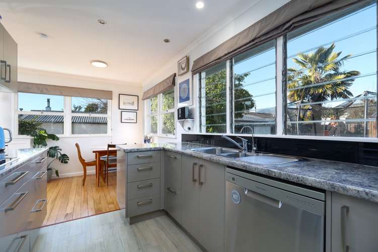 31 Kaka Street Stoke_11