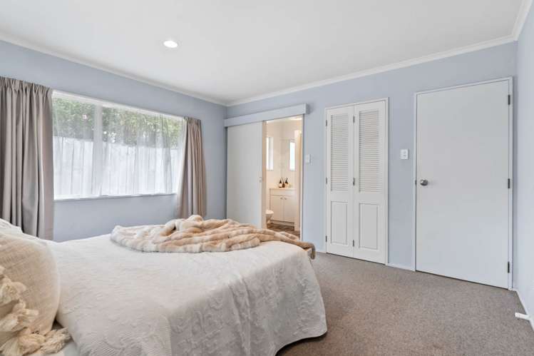 9 Redfern Lane Glenfield_8