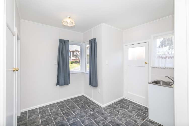 1/90 Mahoe Street Melville_12