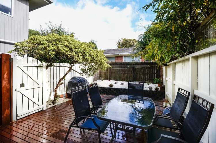 3/42 Sheridan Drive New Lynn_1