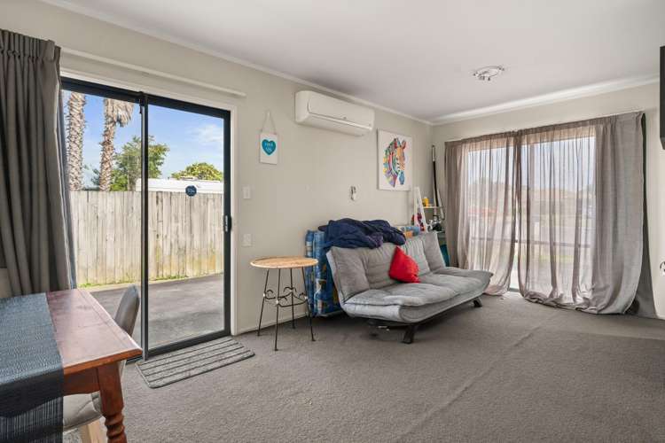 26 Lamia Grove Papamoa_17