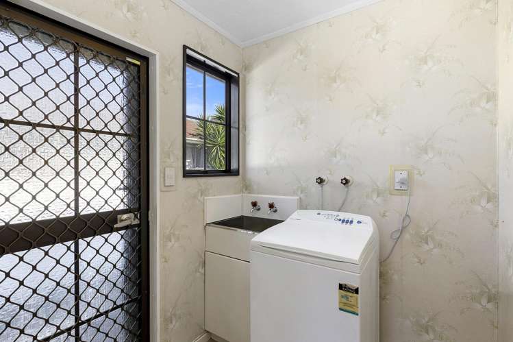 4/3 Islington Street Trentham_16