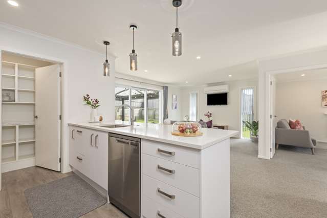 13 Mediterranean Grove Fitzherbert_4