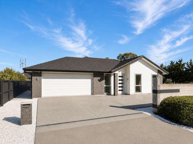 ROLLESTON - 3 BEDROOMS