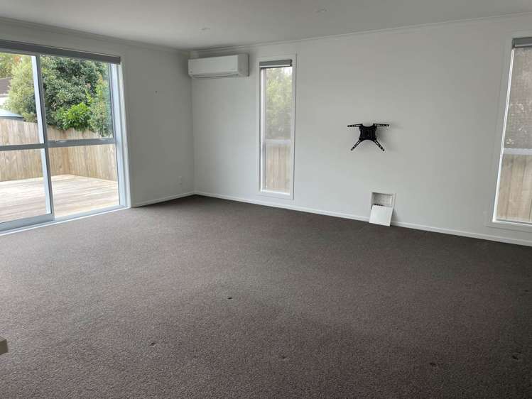 6 Ararata Lane Mangere Bridge_5