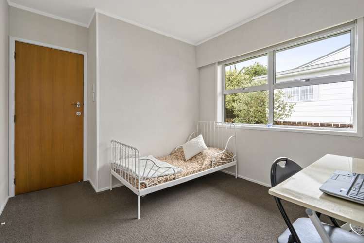 8 Gordon Place Leamington_11