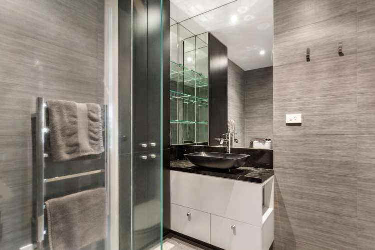 304/125 Customs Street Auckland Central_15