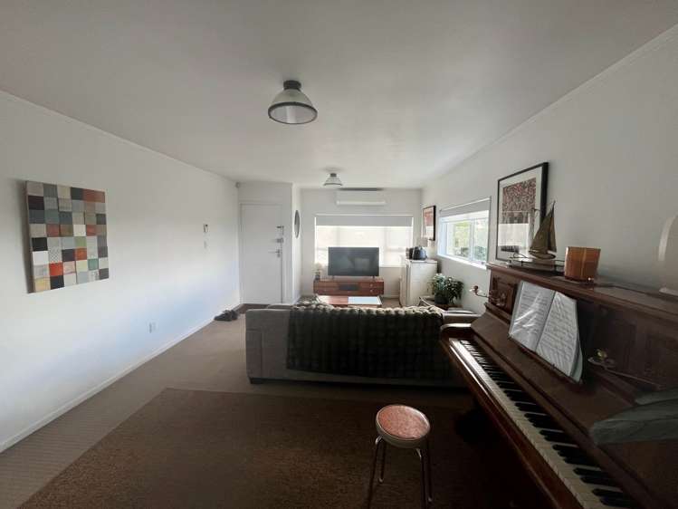 5/81 West Coast Road Glen Eden_13